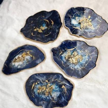 Stunning Blue Gold Or Silver Geode Style Resin..
